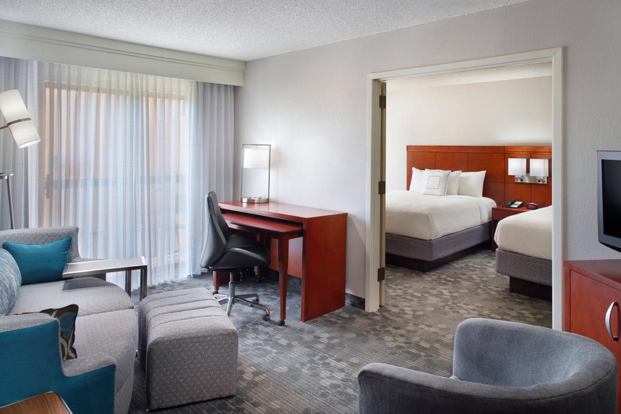 Courtyard By Marriott Fayetteville Exteriér fotografie