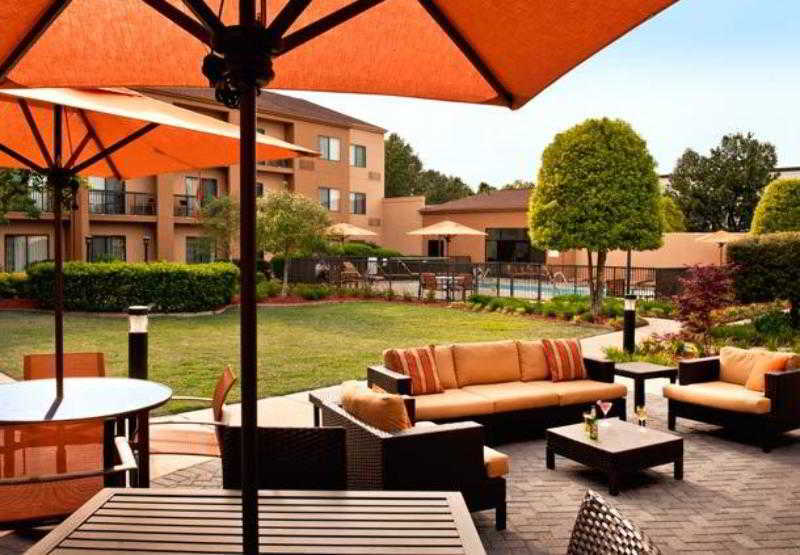 Courtyard By Marriott Fayetteville Exteriér fotografie